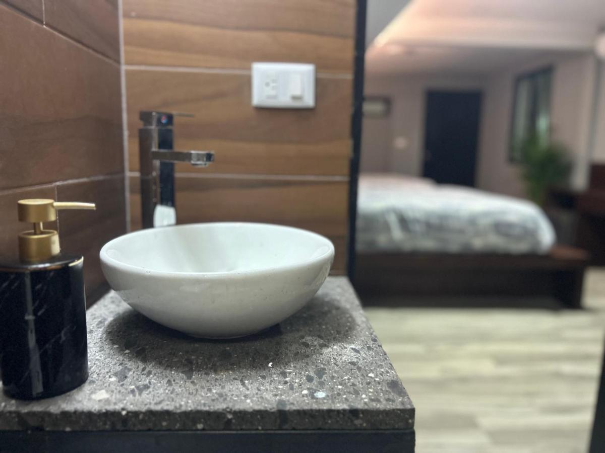 Huasteca Em Suites Сиудад Валес Екстериор снимка