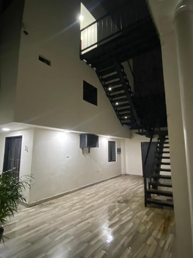 Huasteca Em Suites Сиудад Валес Екстериор снимка