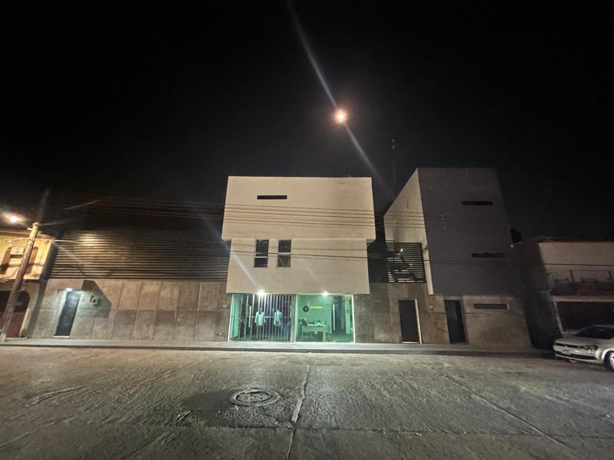 Huasteca Em Suites Сиудад Валес Екстериор снимка