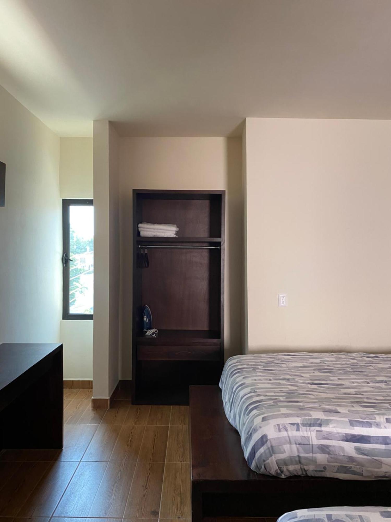 Huasteca Em Suites Сиудад Валес Екстериор снимка